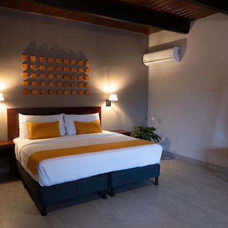 The Golden Frog Inn El Valle de Anton ภายนอก รูปภาพ