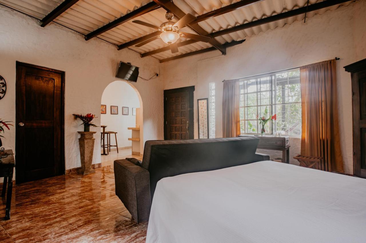 The Golden Frog Inn El Valle de Anton ภายนอก รูปภาพ