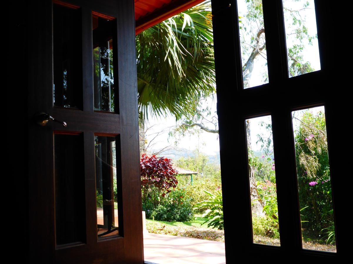 The Golden Frog Inn El Valle de Anton ภายนอก รูปภาพ