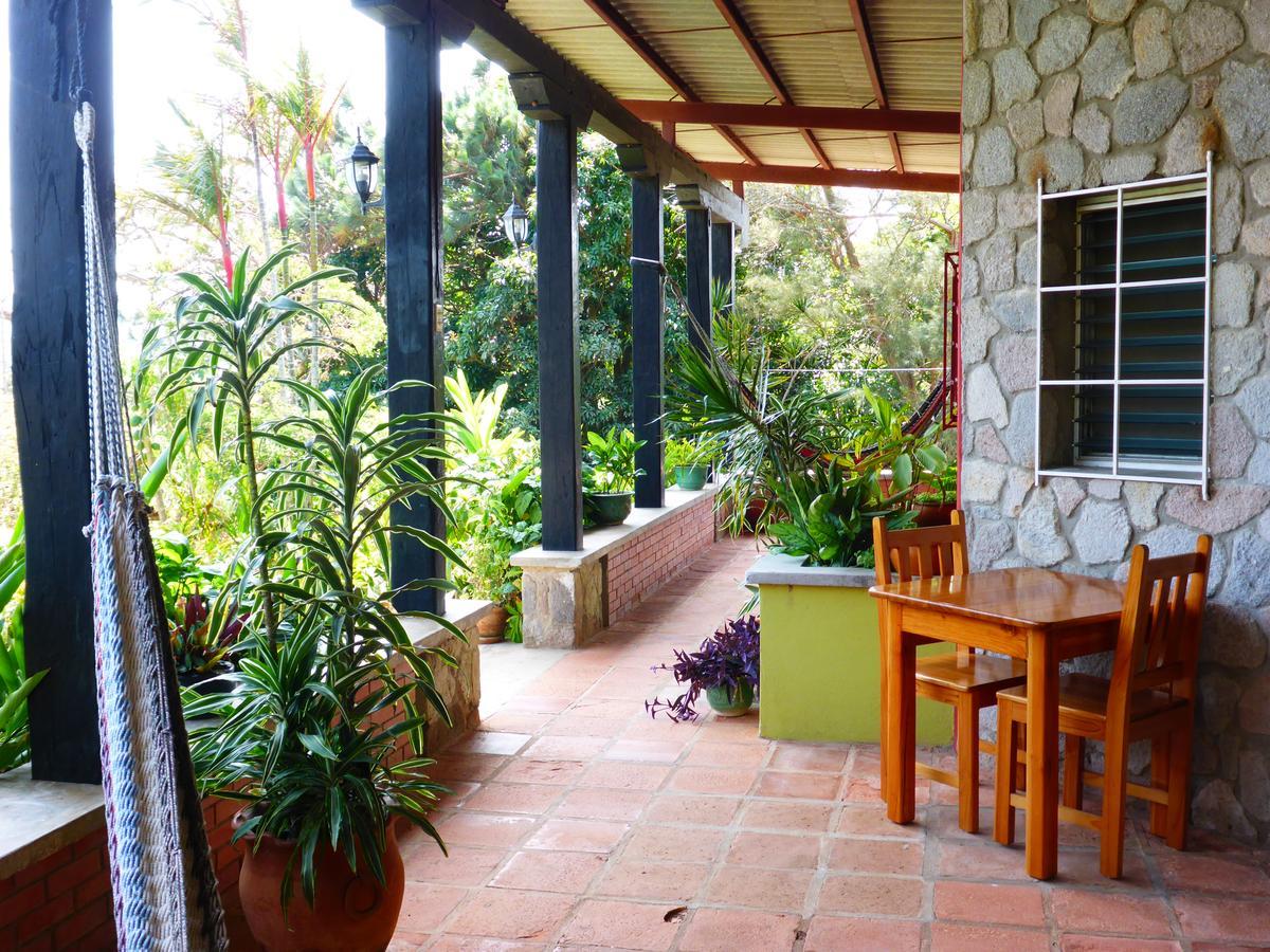 The Golden Frog Inn El Valle de Anton ภายนอก รูปภาพ