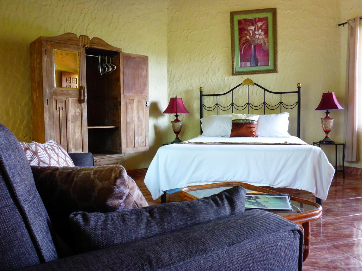 The Golden Frog Inn El Valle de Anton ภายนอก รูปภาพ
